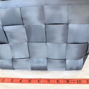 Harvey’s seatbelt bag. Zipper top. Slate gun metal blue.
